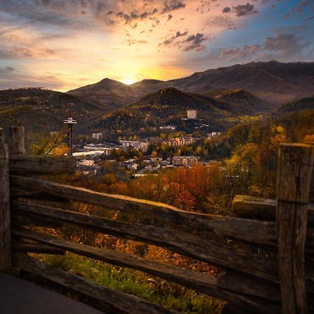 Tranquility Hollow, Indoor Pool, Game Room, 1089 Free Tickets Each Paid Day, Dollywood And More! เซอเวียร์วีล ภายนอก รูปภาพ